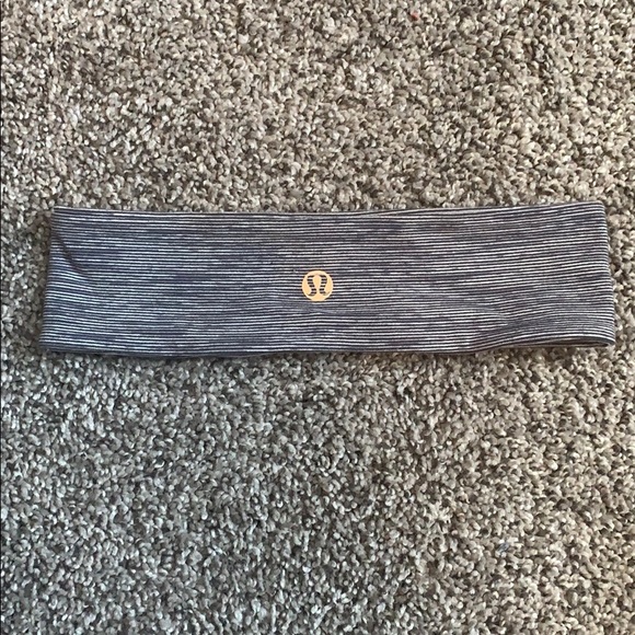 lululemon athletica Accessories - Lululemon headband
